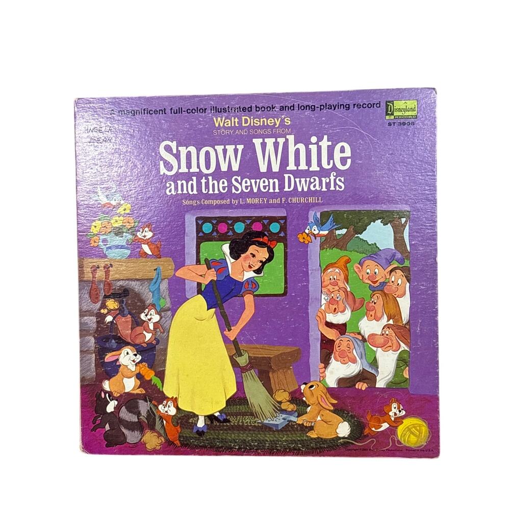 SNOW WHITE and the SEVEN DWARFS; DISNEYLAND RECORD ST #3906 (1969) storybook